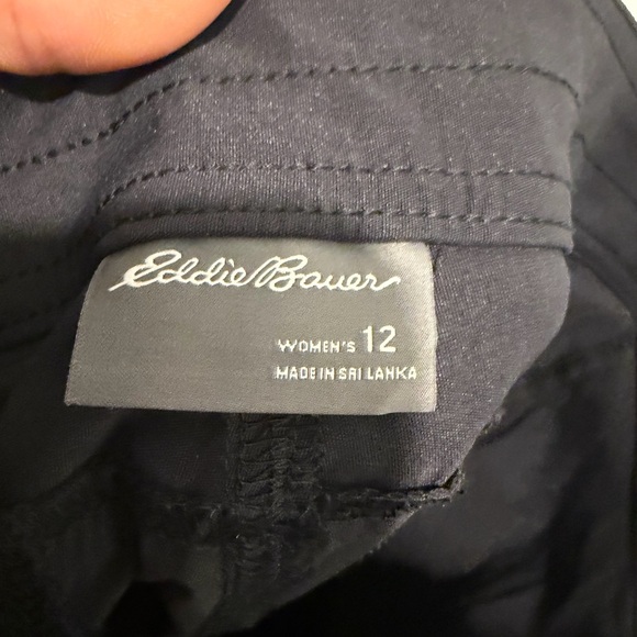 Eddie Bauer Rolled Hem Bermuda Shorts Adult Womens Size 12 Black - Picture 8 of 8